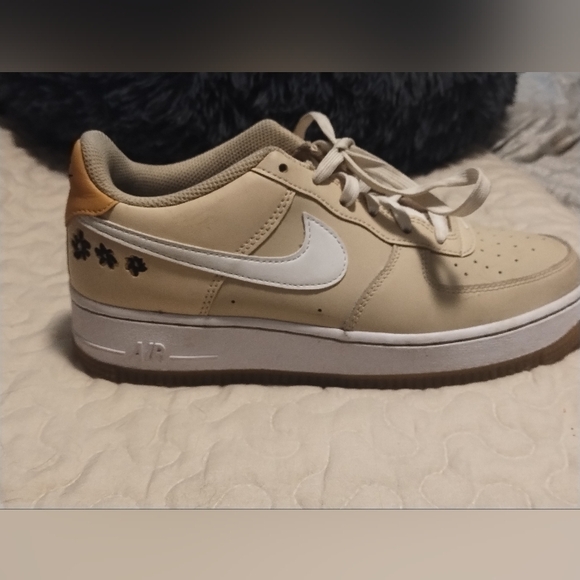 Nike Other - Nike Air (Youth)